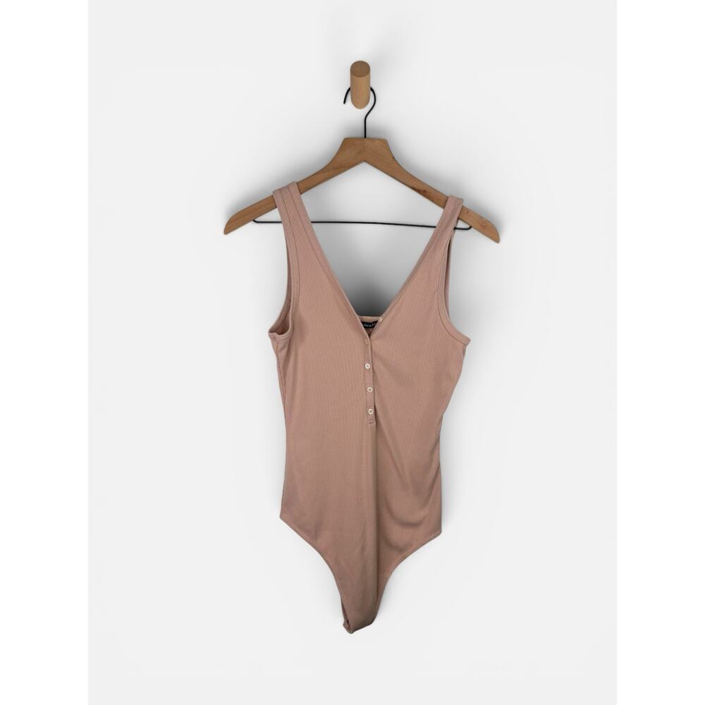🧺 5 for $25 Sale Abercrombie & Fitch Tan Ribbed Henley Tank Top Bodysuit Large